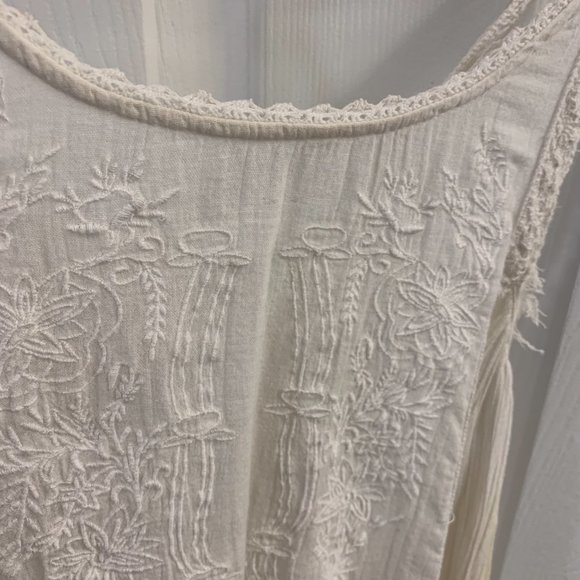 Boho Free People White Embroidered Tank Top Size Small - Picture 3 of 8